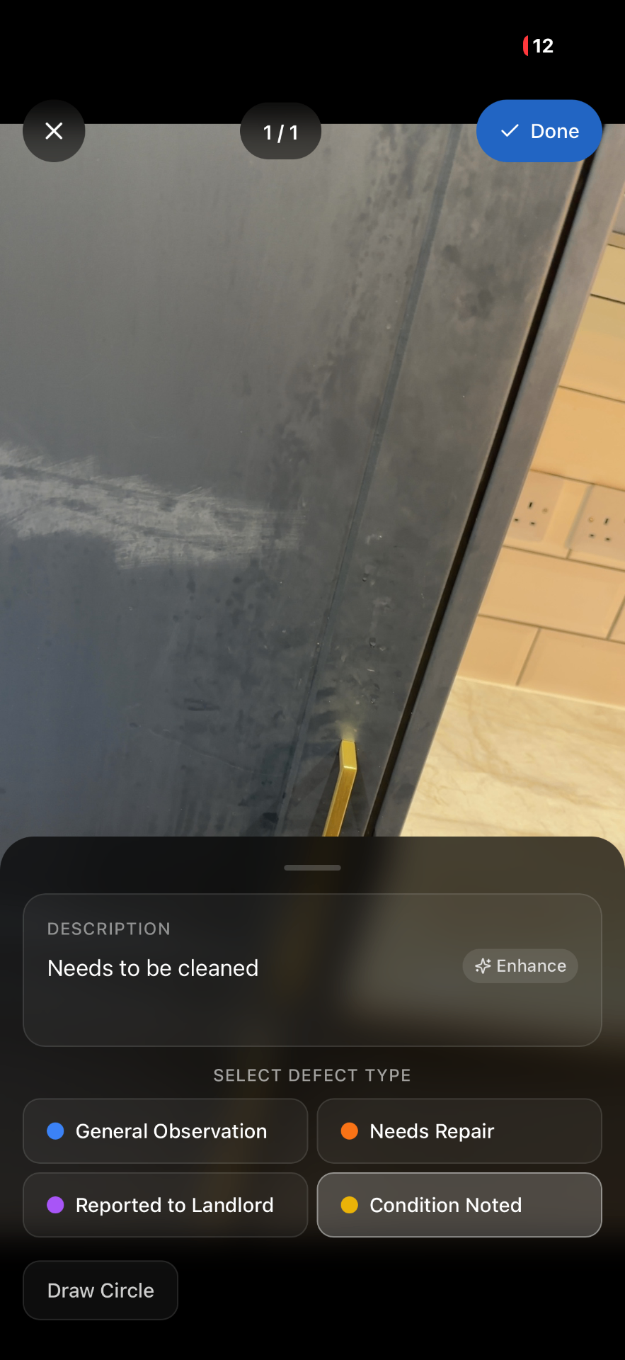 FreshRent defect marking feature showing annotations on property photos